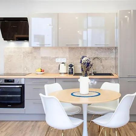 L19 1bdr Massena 2mins Sea/promenadeac/balcony *