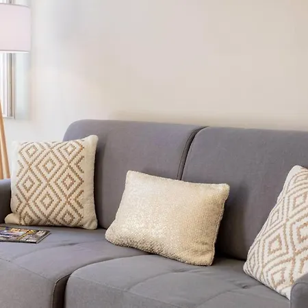 L19 1bdr Massena 2mins Sea/promenadeac/balcony