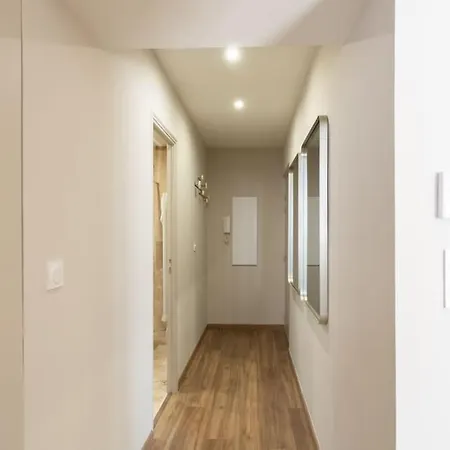 Apartment L19 1bdr Massena 2mins Sea/promenadeac/balcony Nizza